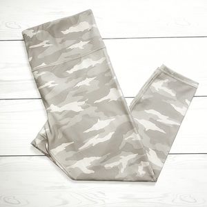 Athleta Elation Camo 7/8 leggings